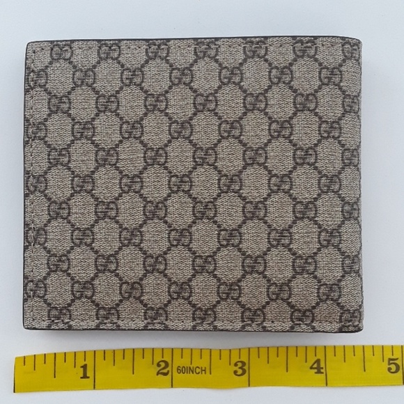 New in Box 100% Authentic GUCCI wallet 231951 - Picture 3 of 8